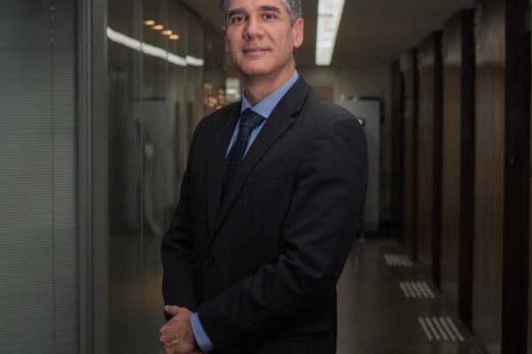 Professor Fabiano Coelho