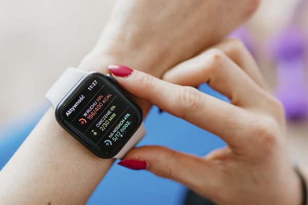 O uso de smartwatches no monitoramento de informações de saúde